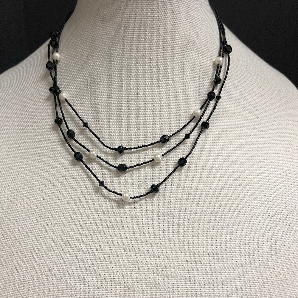 WHBM White House Black Market Black & White Beads on Cord Vintage Necklace